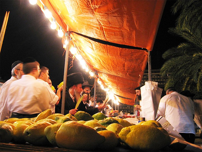 Sukkot's "holy fruits" market