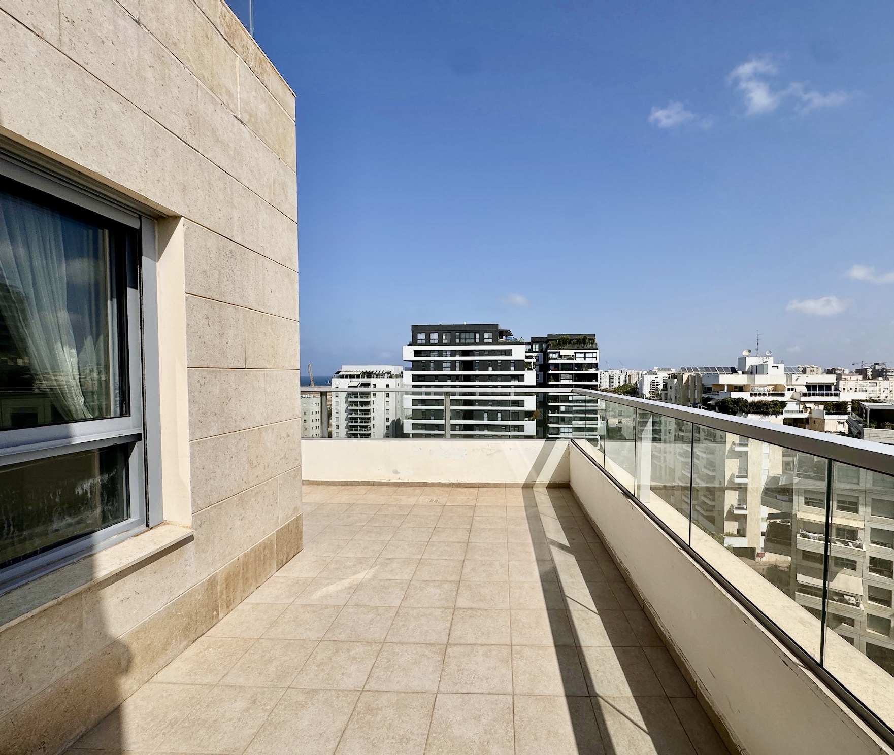 Apartments For Rent: Biluyia Maoz, Kochav HaTzafon, Tel Aviv #248 6