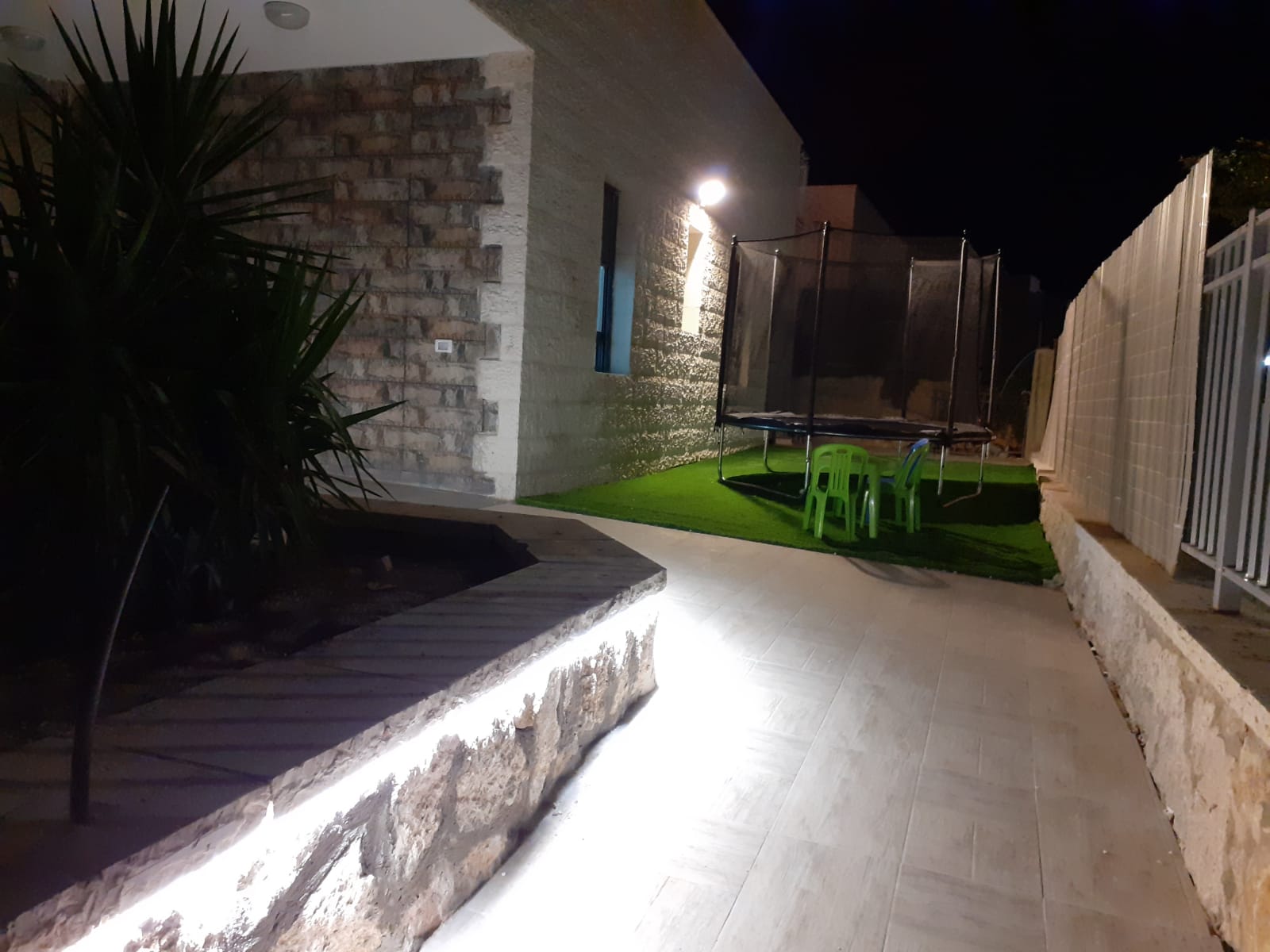 Villa For Sale: Nahal Kedem St 95 Metzad 10