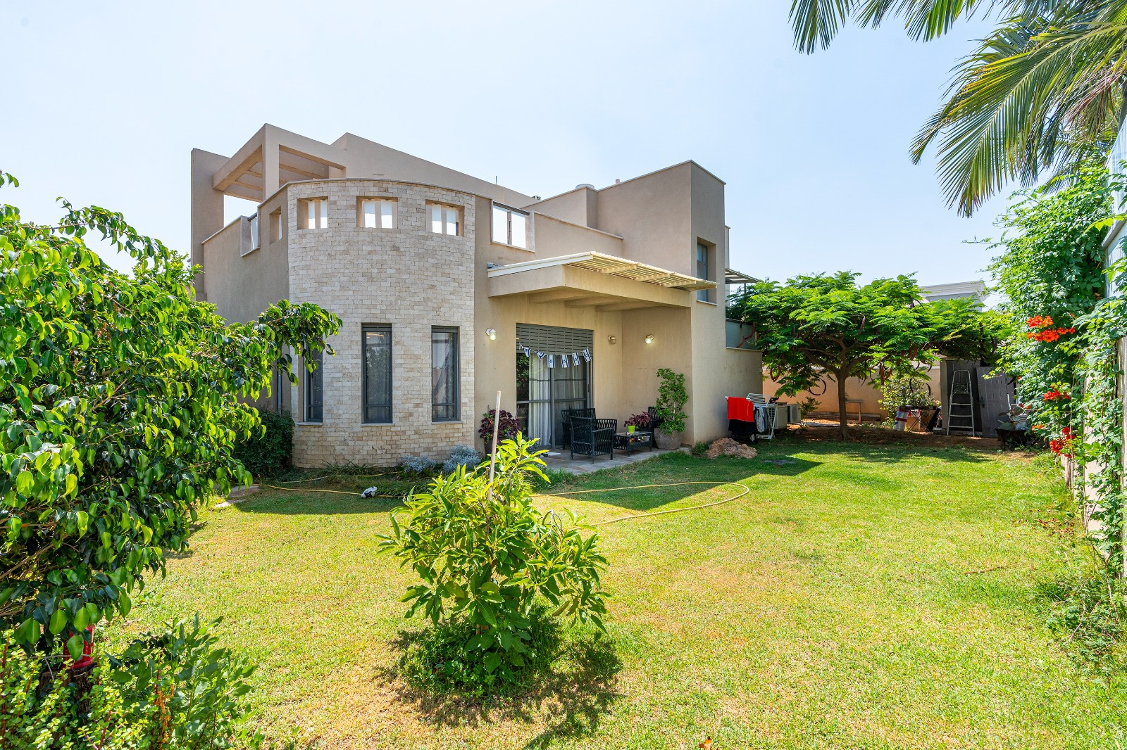 Villa For Sale: HaYuval, Or Akiva 7