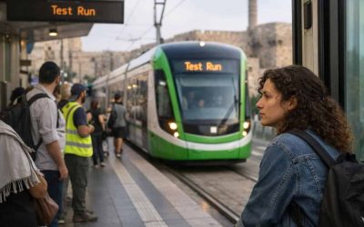New Jerusalem Light Rail Green Line train conducting test runs on the tracks